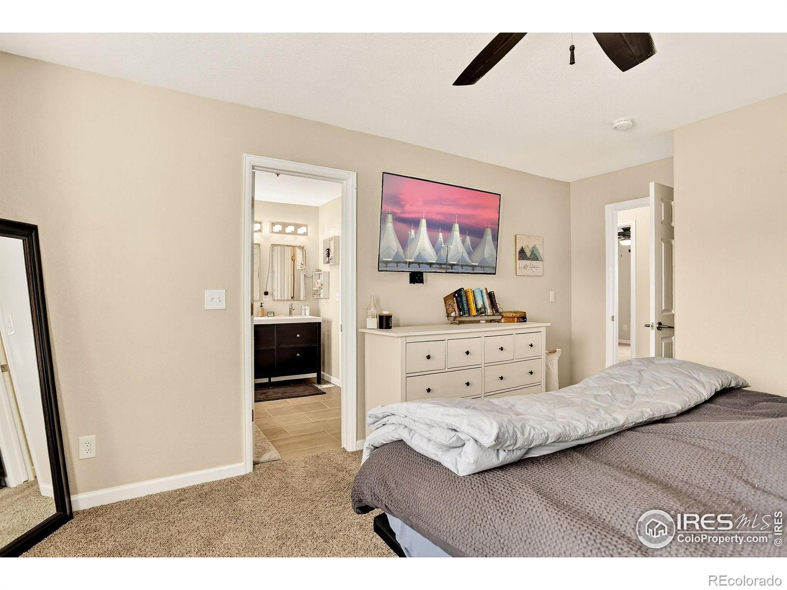 MLS Image #22 for 5491 s versailles street,aurora, Colorado