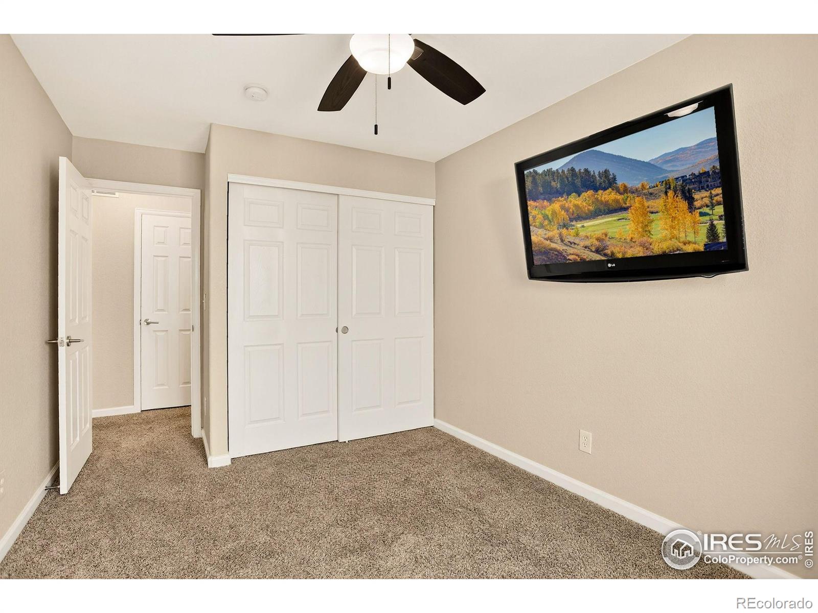 MLS Image #27 for 5491 s versailles street,aurora, Colorado