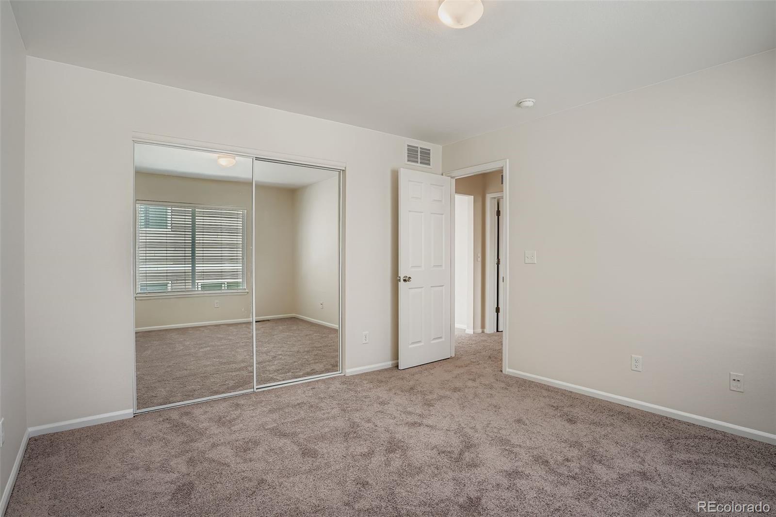 MLS Image #11 for 18649 e 46th place,denver, Colorado