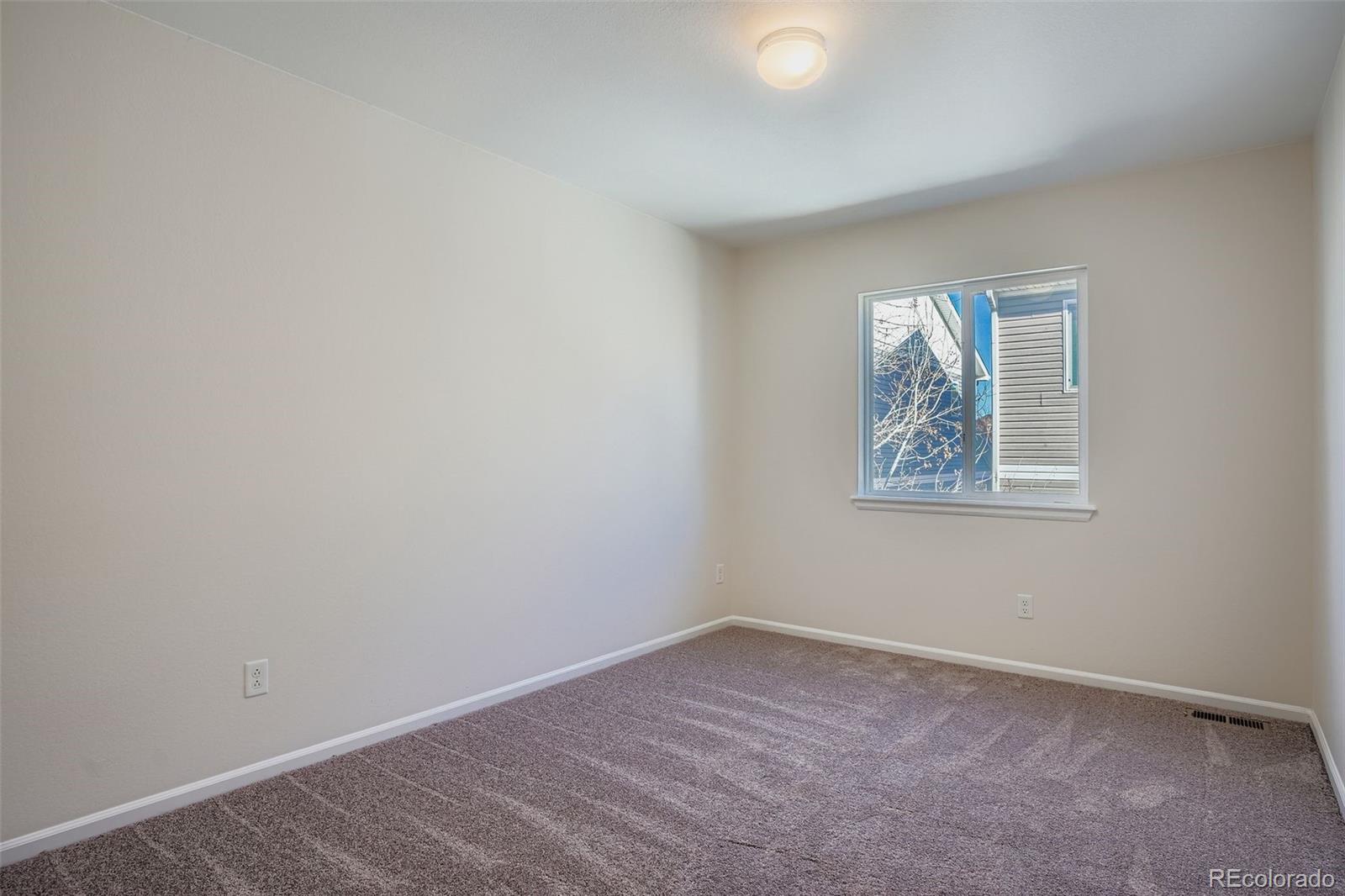 MLS Image #14 for 18649 e 46th place,denver, Colorado