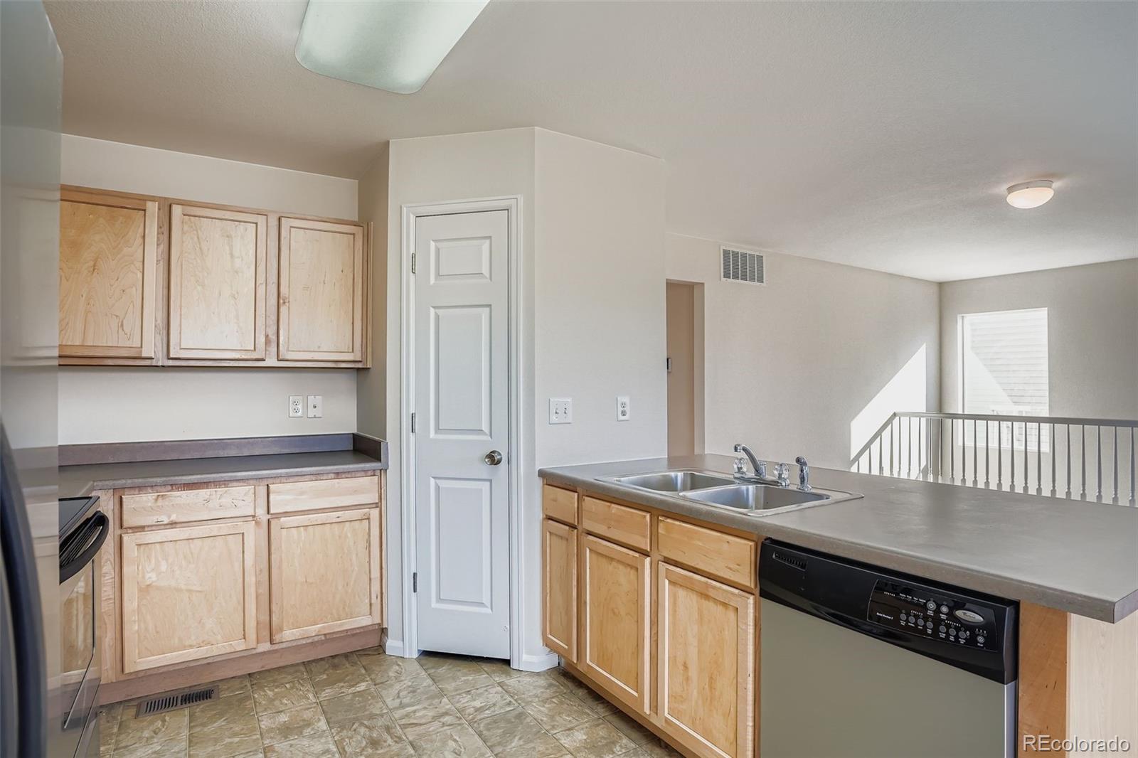 MLS Image #2 for 18649 e 46th place,denver, Colorado
