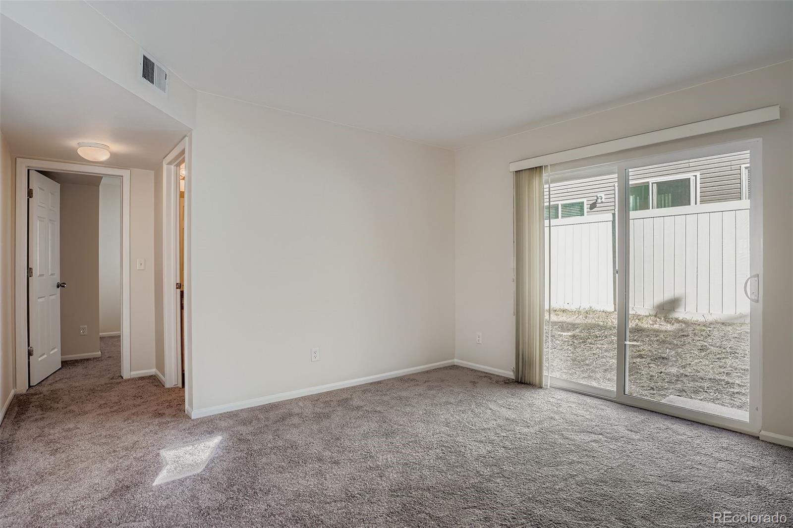 MLS Image #21 for 18649 e 46th place,denver, Colorado