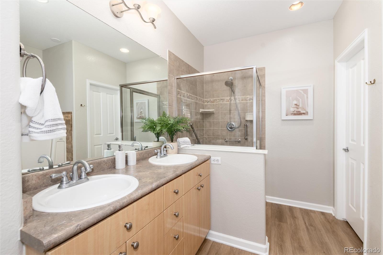 MLS Image #16 for 9646 w hinsdale place,littleton, Colorado