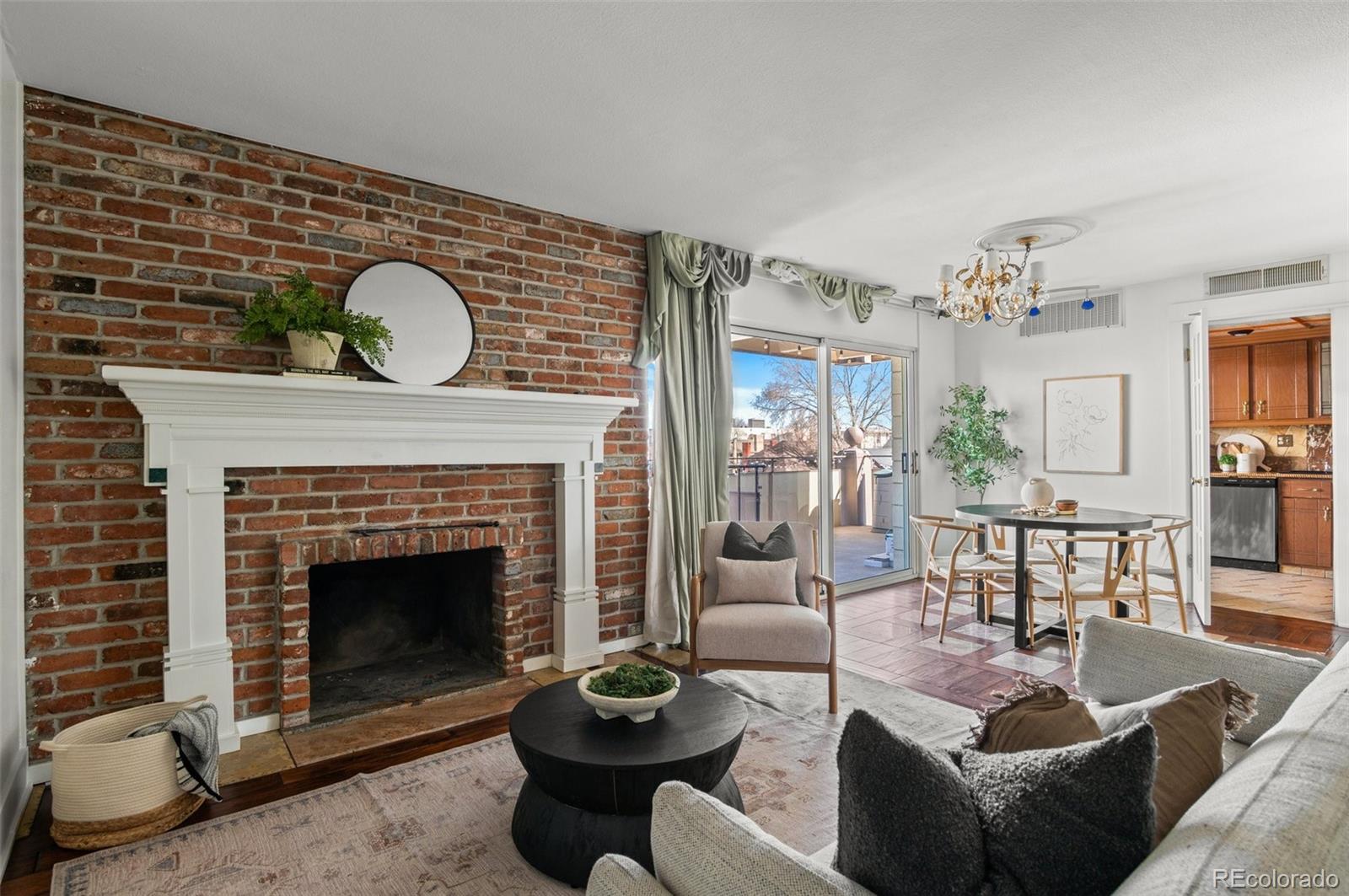 MLS Image #2 for 700 n washington street 502,denver, Colorado