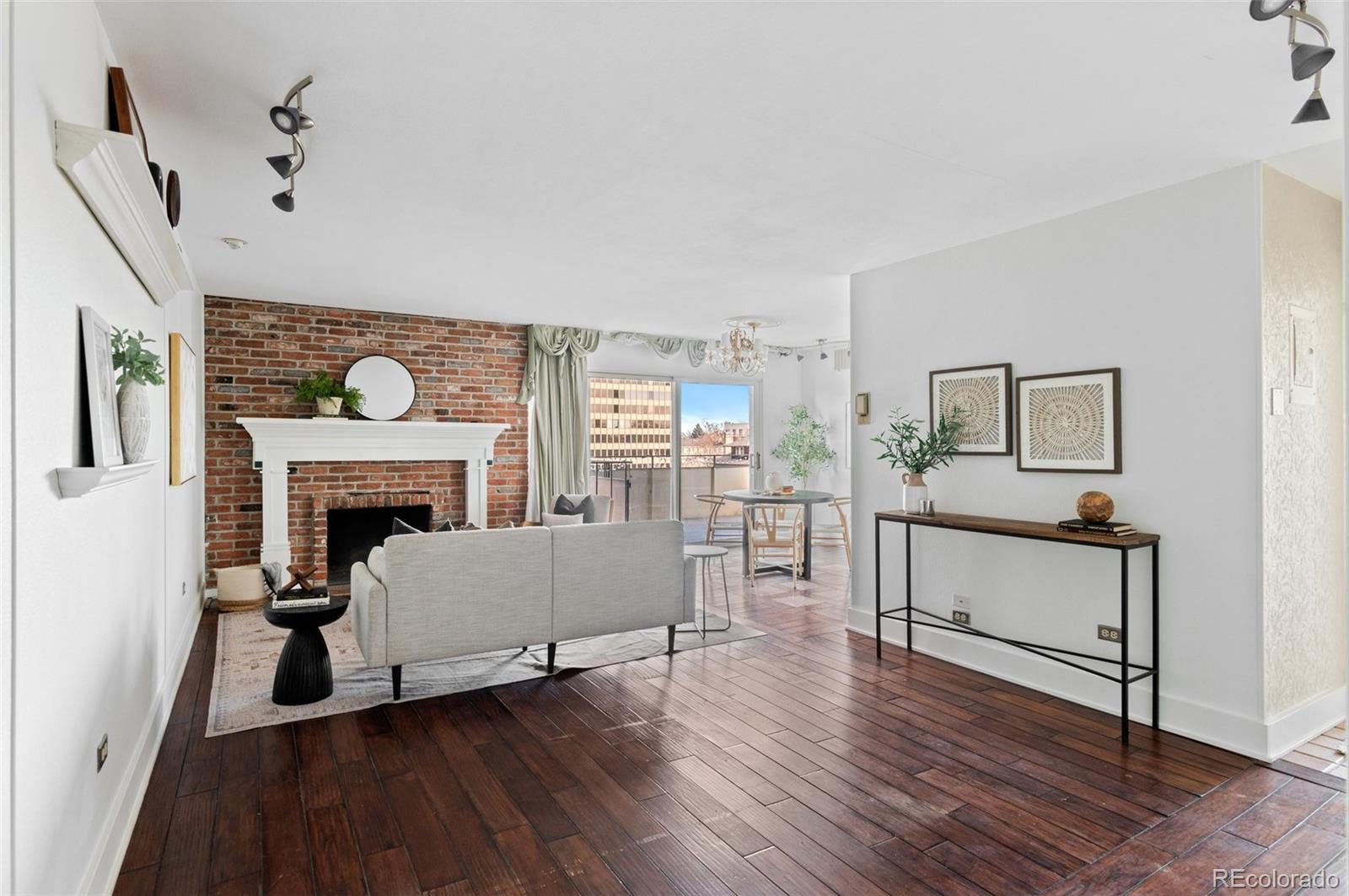 MLS Image #3 for 700 n washington street 502,denver, Colorado