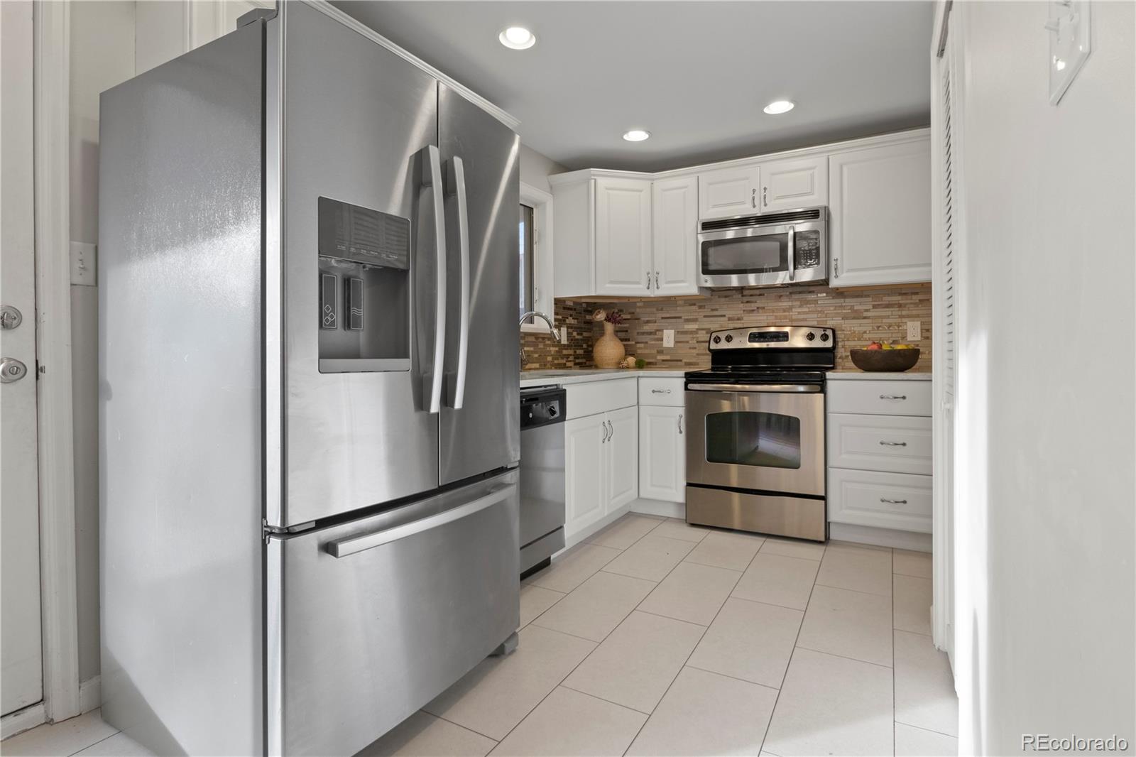 MLS Image #12 for 5035  umatilla street,denver, Colorado