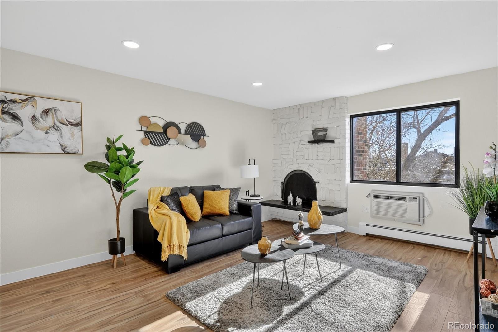 MLS Image #16 for 1008 n corona street 405,denver, Colorado