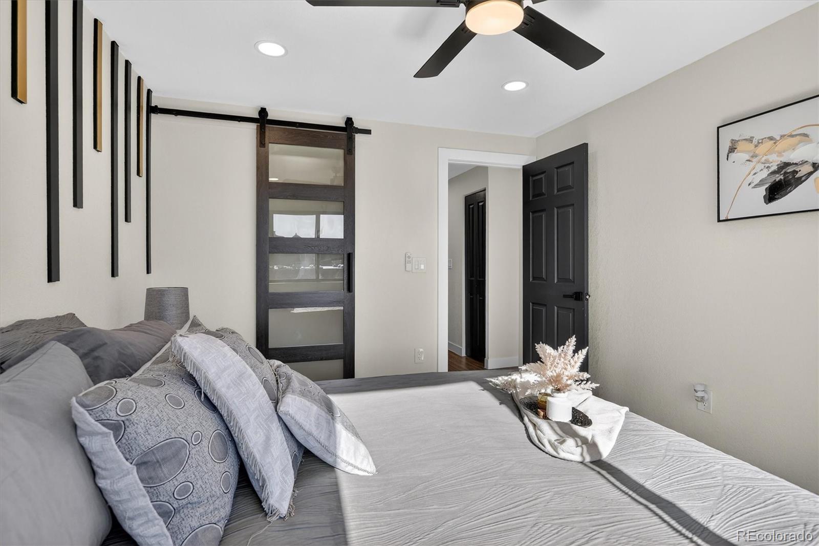 MLS Image #20 for 1008 n corona street 405,denver, Colorado
