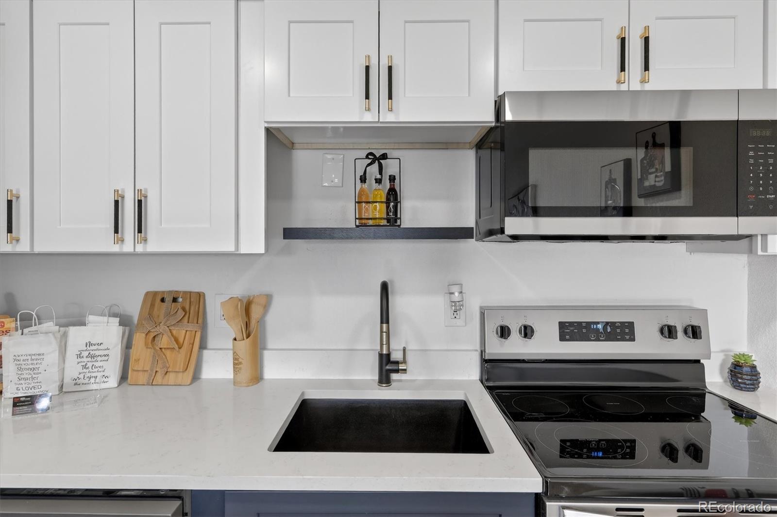 MLS Image #9 for 1008 n corona street 405,denver, Colorado