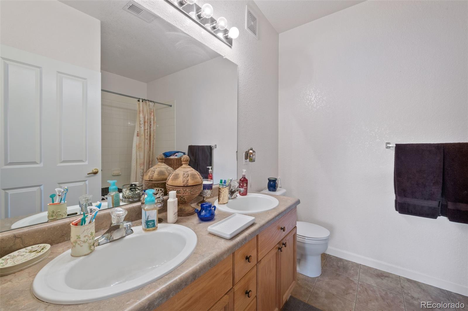 MLS Image #10 for 9518 w san juan circle 307,littleton, Colorado