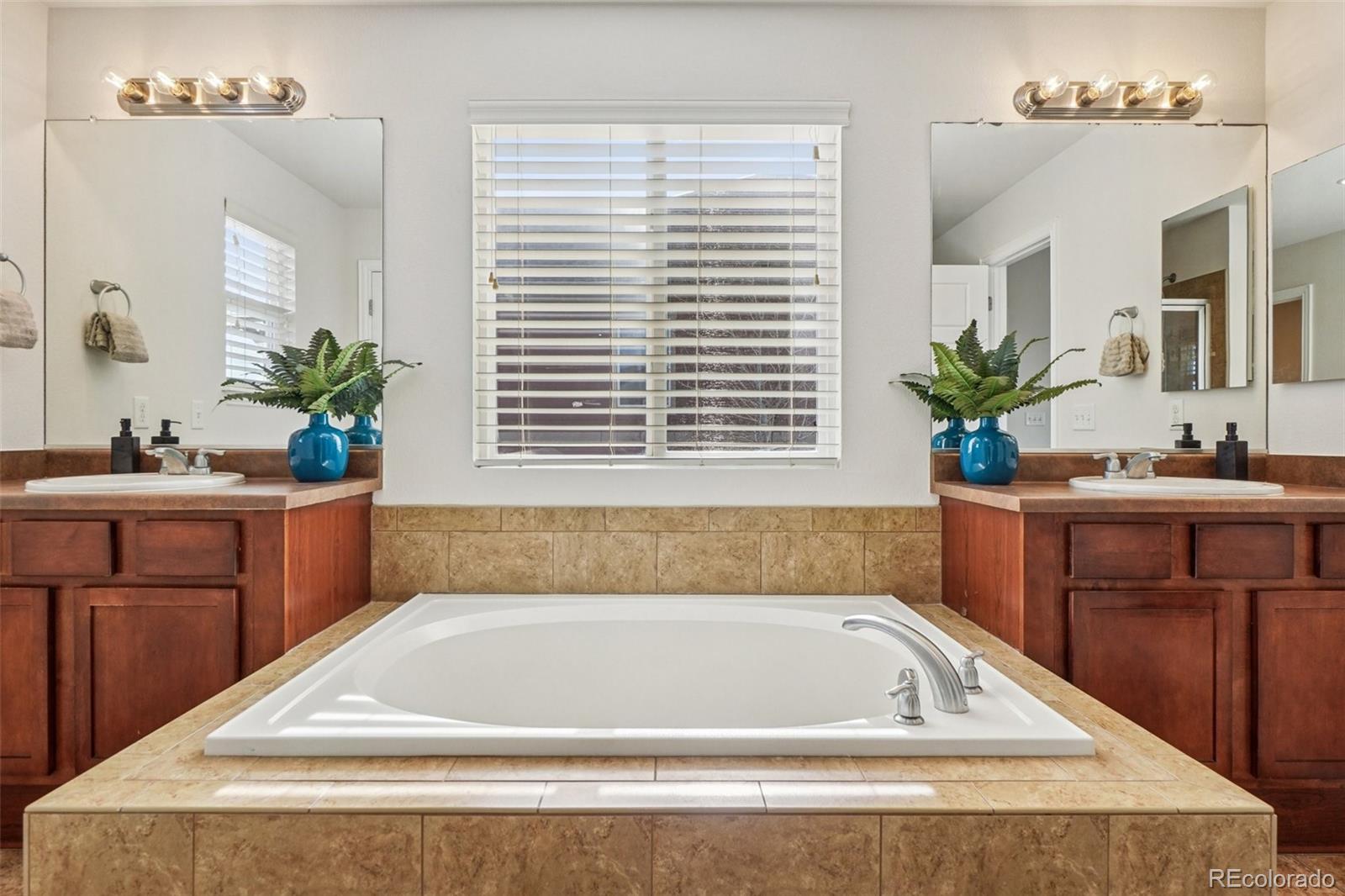 MLS Image #28 for 12339  syracuse street,thornton, Colorado