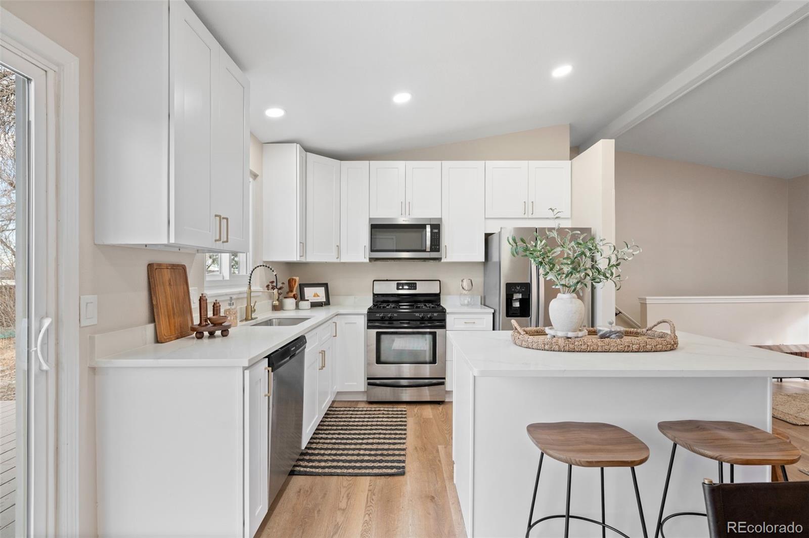 MLS Image #10 for 3713 s pitkin circle,aurora, Colorado