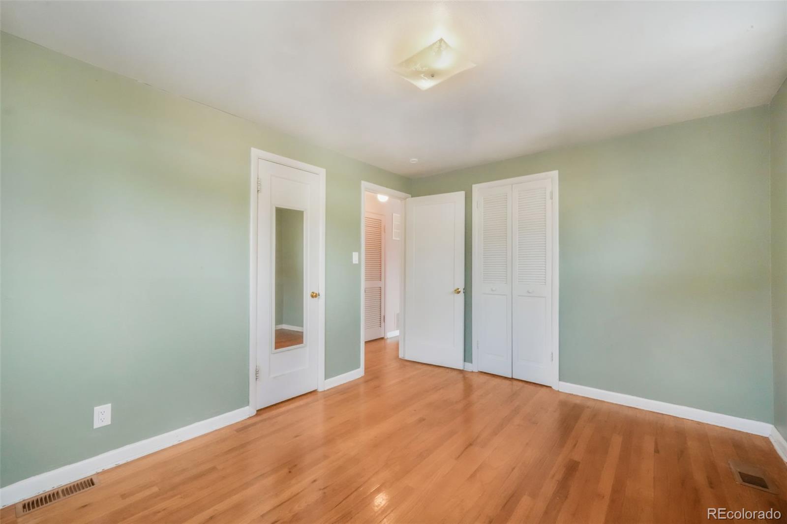 MLS Image #16 for 1915 e jackson street,colorado springs, Colorado