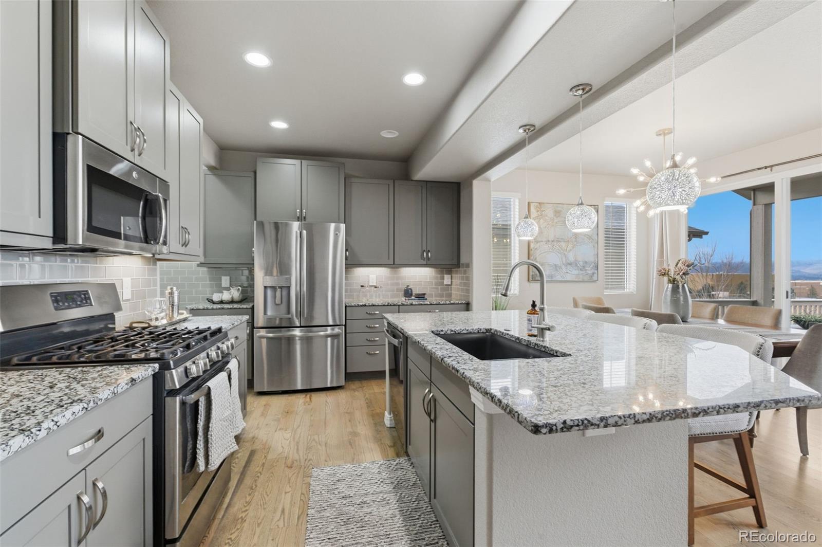 MLS Image #12 for 10902  echo canyon drive,colorado springs, Colorado