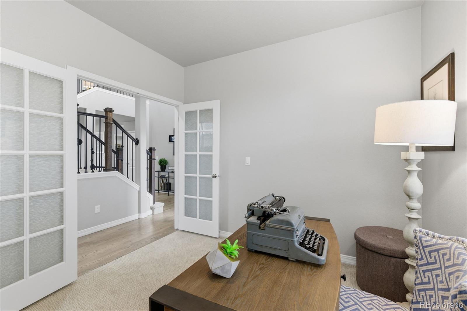 MLS Image #15 for 10902  echo canyon drive,colorado springs, Colorado
