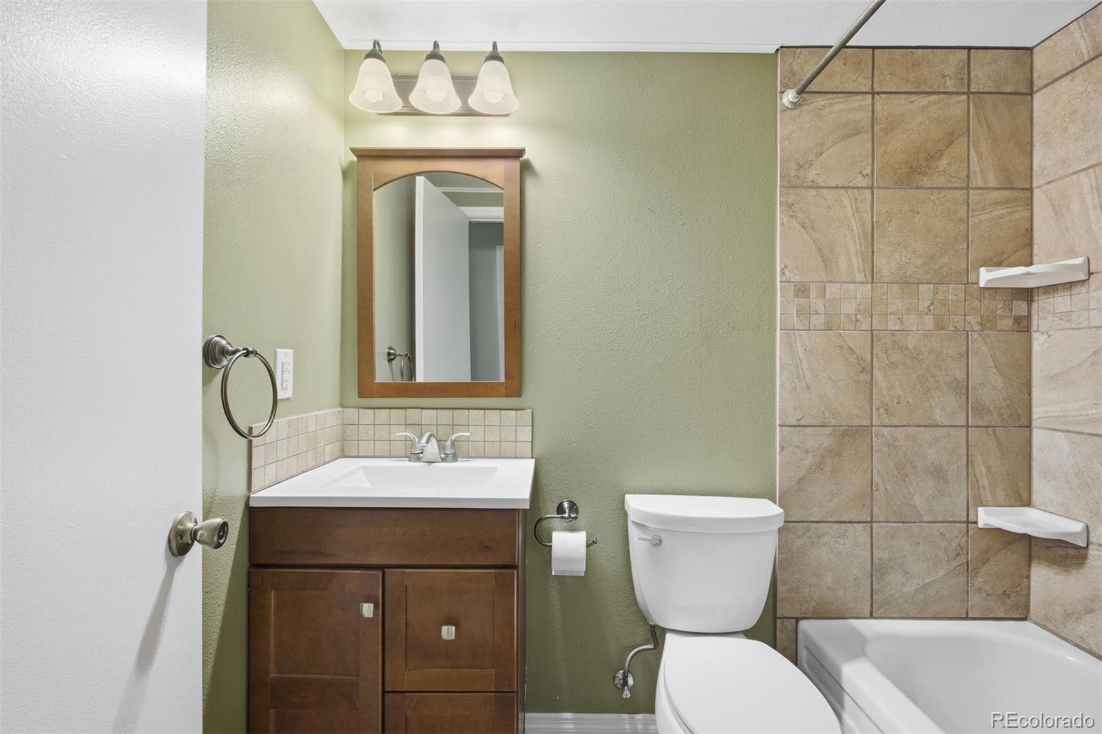 MLS Image #13 for 6495 e happy canyon road 30,denver, Colorado