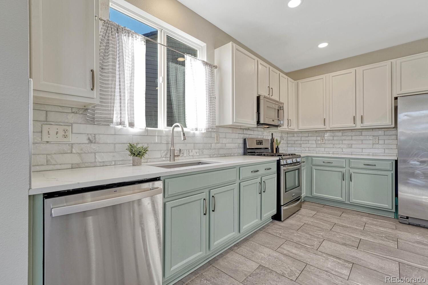 MLS Image #14 for 12482 s bellisario creek court,parker, Colorado