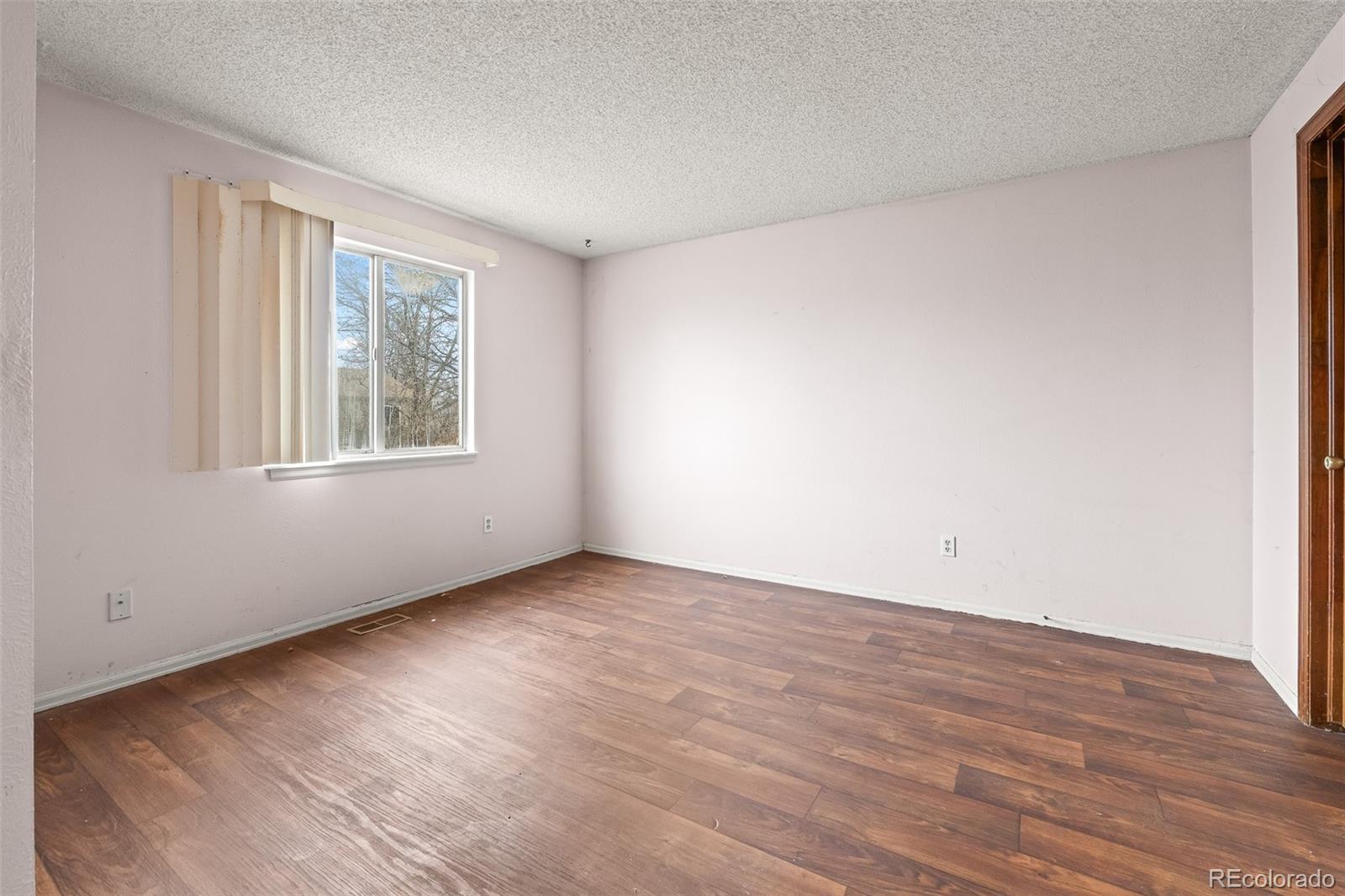 MLS Image #16 for 1732  tulip street,longmont, Colorado