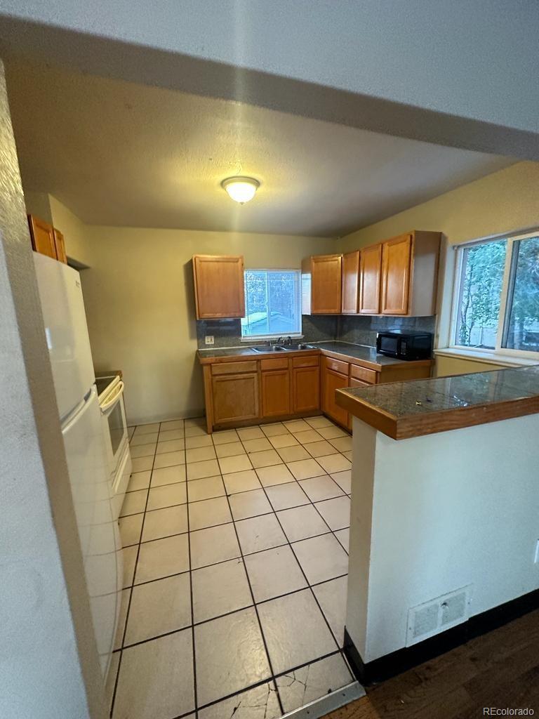 MLS Image #4 for 460 s alcott street,denver, Colorado