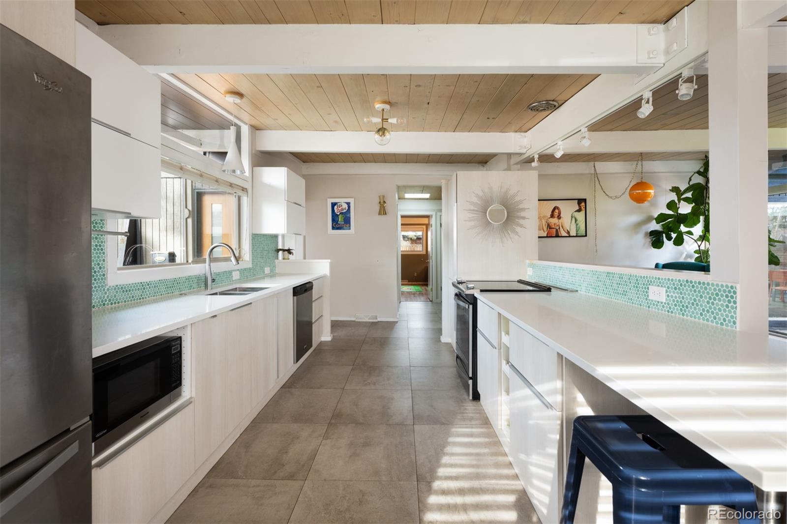 MLS Image #11 for 1838 s jasmine street,denver, Colorado