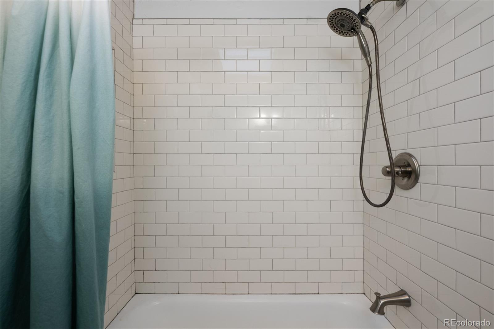MLS Image #21 for 1838 s jasmine street,denver, Colorado
