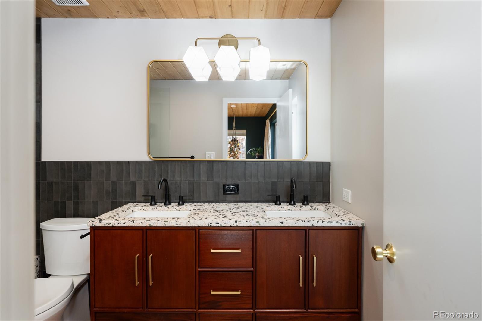 MLS Image #33 for 1838 s jasmine street,denver, Colorado