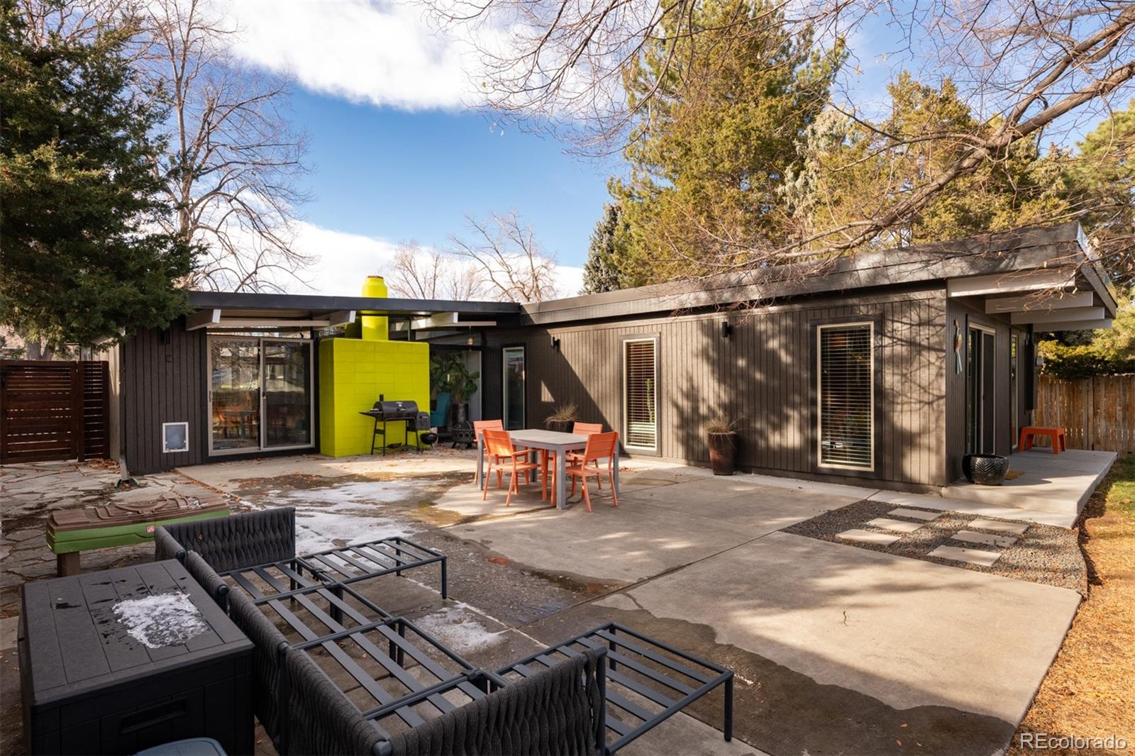 MLS Image #38 for 1838 s jasmine street,denver, Colorado