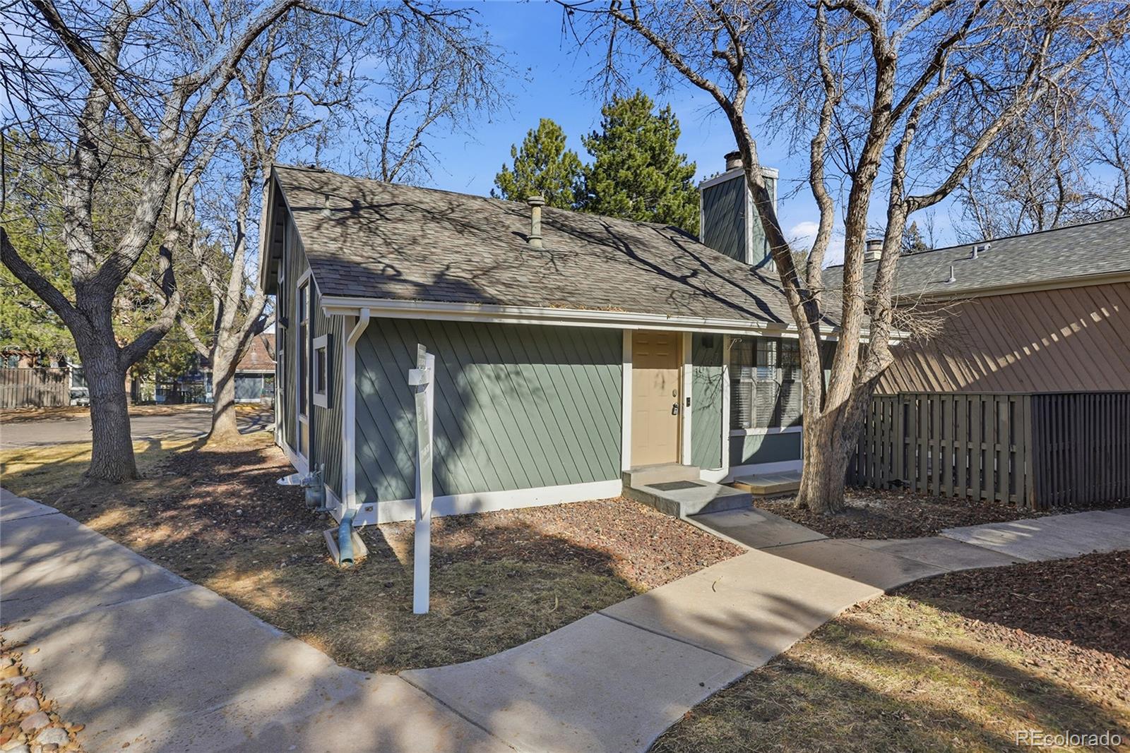 MLS Image #1 for 10187 e peakview avenue,englewood, Colorado
