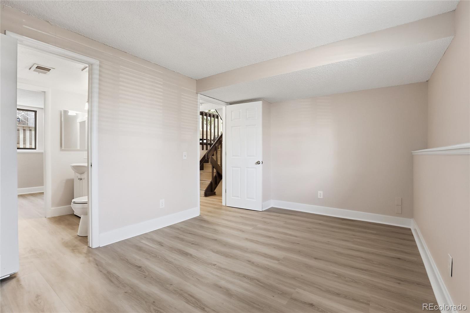 MLS Image #22 for 10187 e peakview avenue,englewood, Colorado