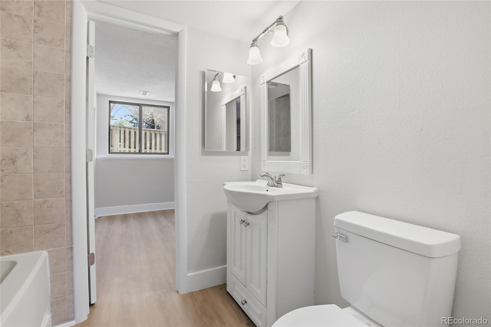MLS Image #25 for 10187 e peakview avenue,englewood, Colorado