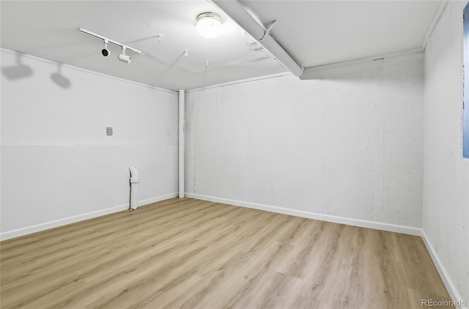 MLS Image #27 for 10187 e peakview avenue,englewood, Colorado