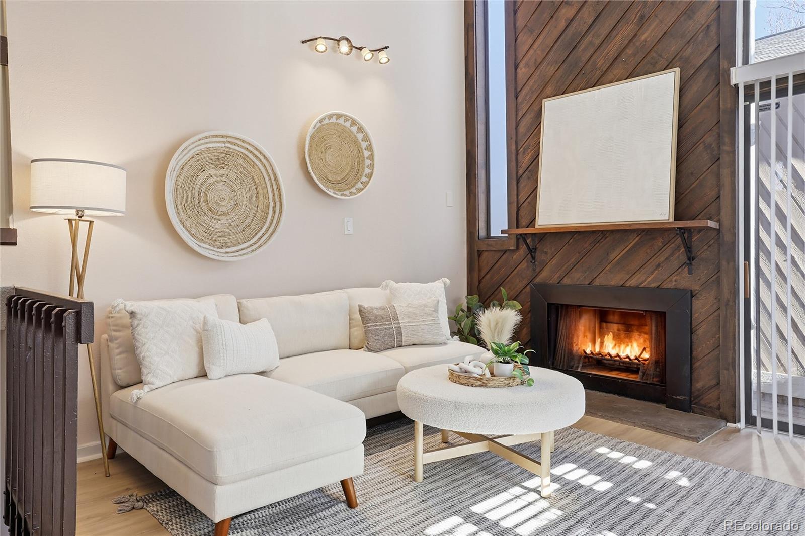 MLS Image #5 for 10187 e peakview avenue,englewood, Colorado
