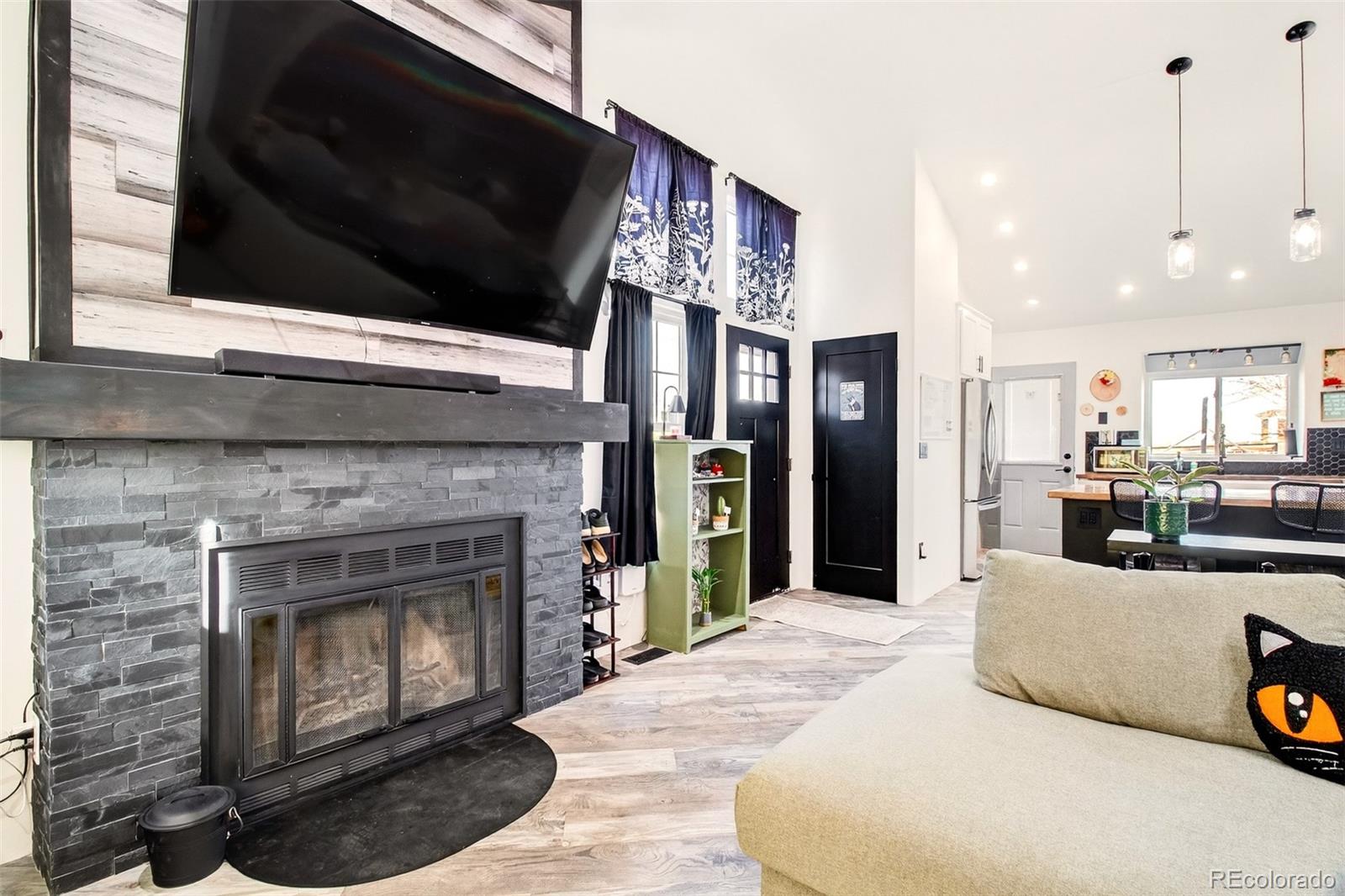 MLS Image #4 for 17195 e chenango avenue a,aurora, Colorado