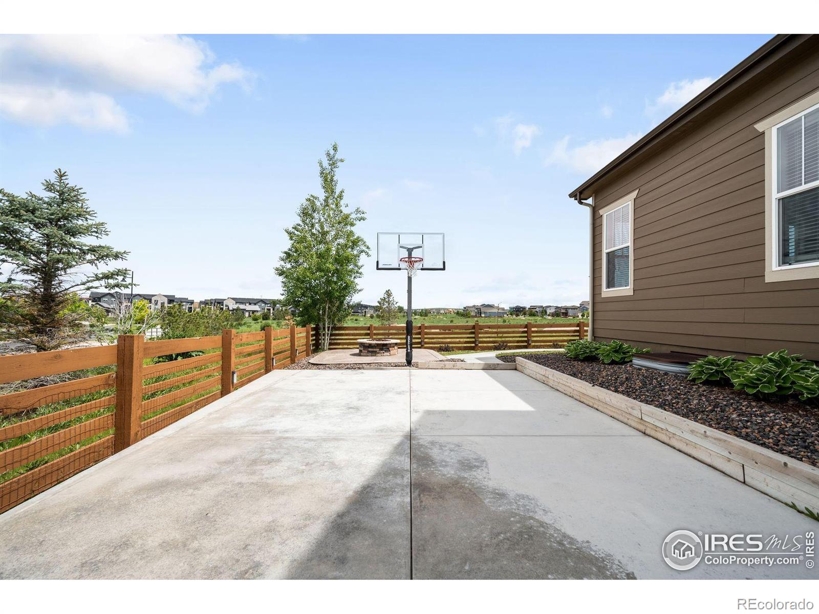MLS Image #32 for 252  equinox circle,erie, Colorado