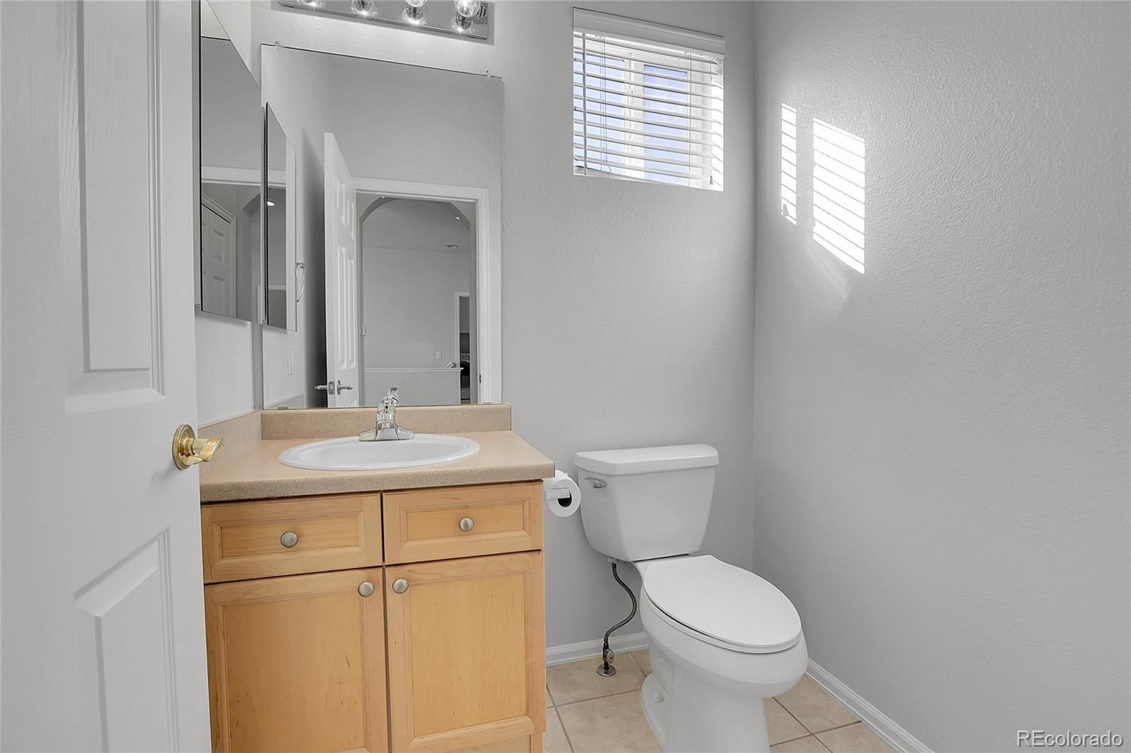 MLS Image #16 for 23418 e long place,aurora, Colorado