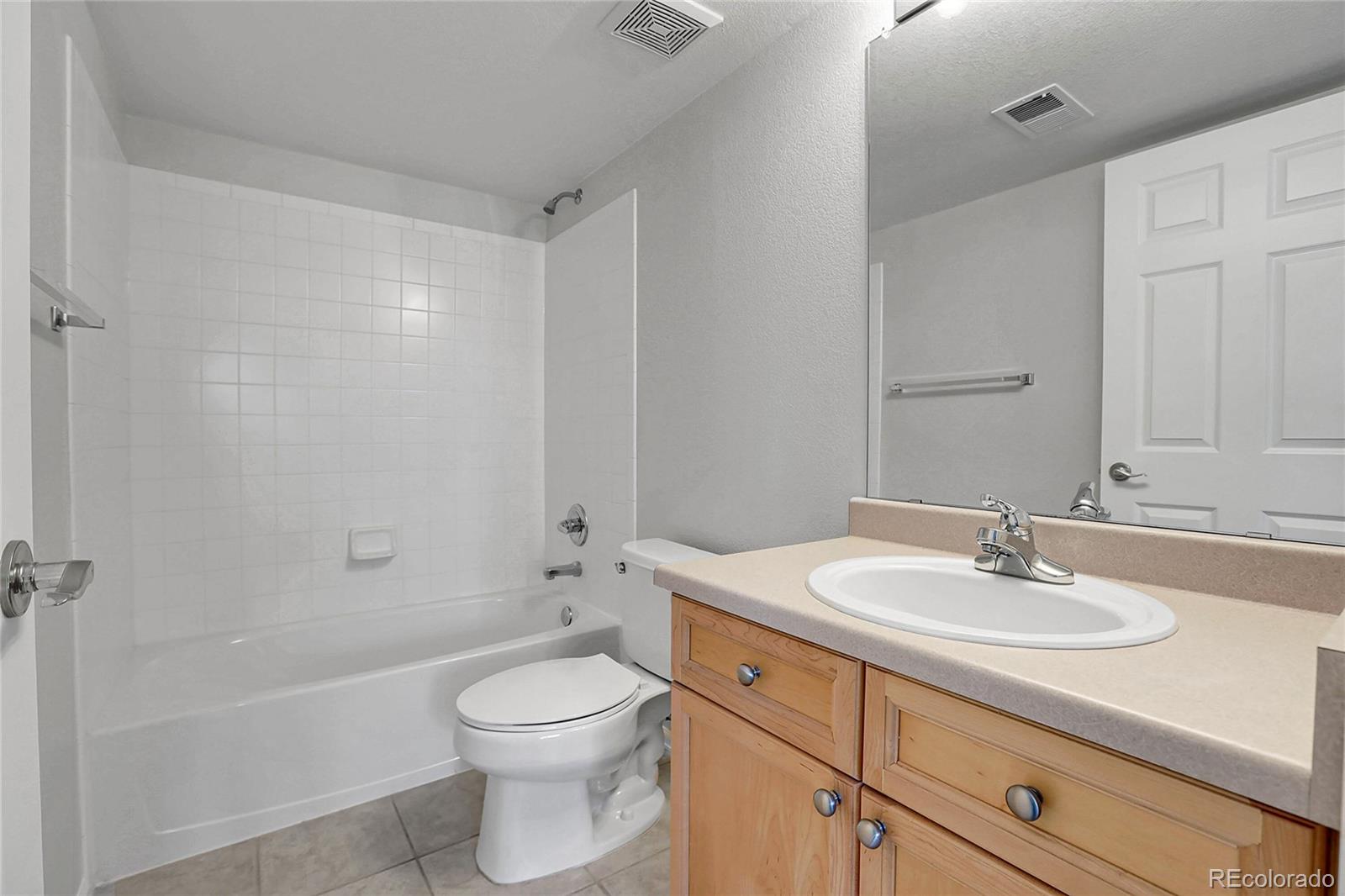 MLS Image #25 for 23418 e long place,aurora, Colorado