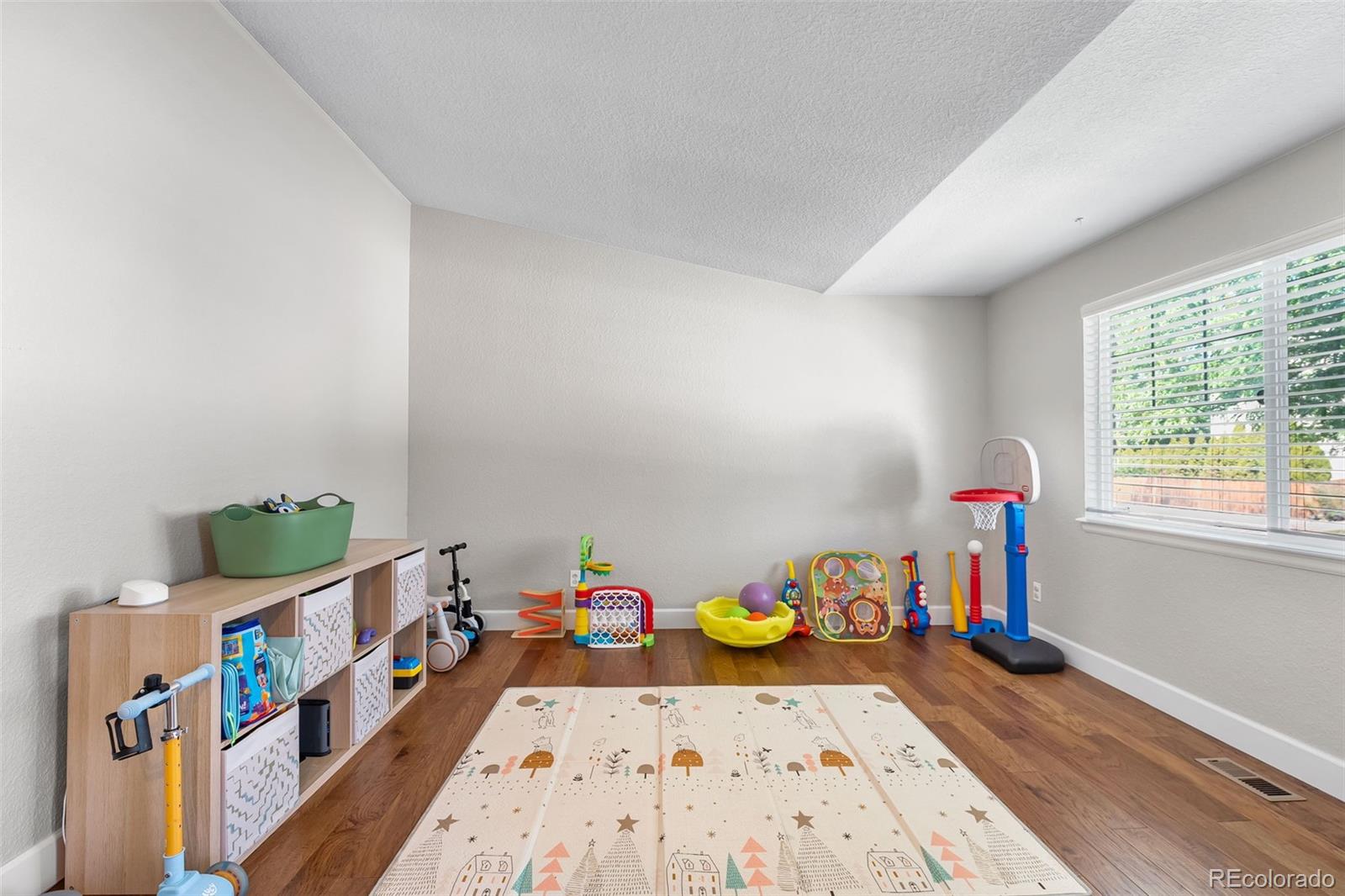 MLS Image #7 for 2028 e 145th avenue,thornton, Colorado