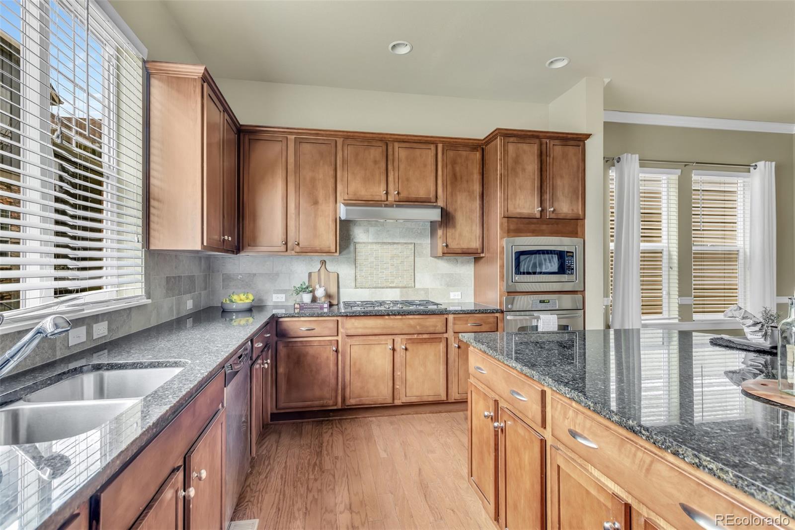 MLS Image #8 for 368  dallas street,denver, Colorado