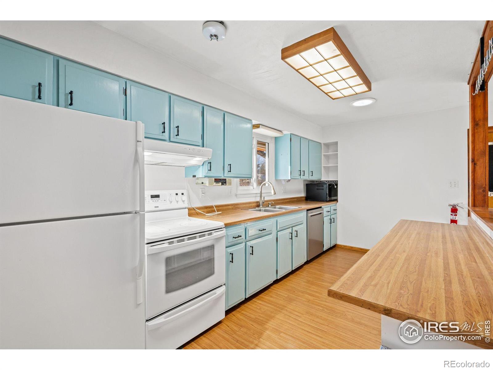 MLS Image #2 for 1035  20th street,loveland, Colorado