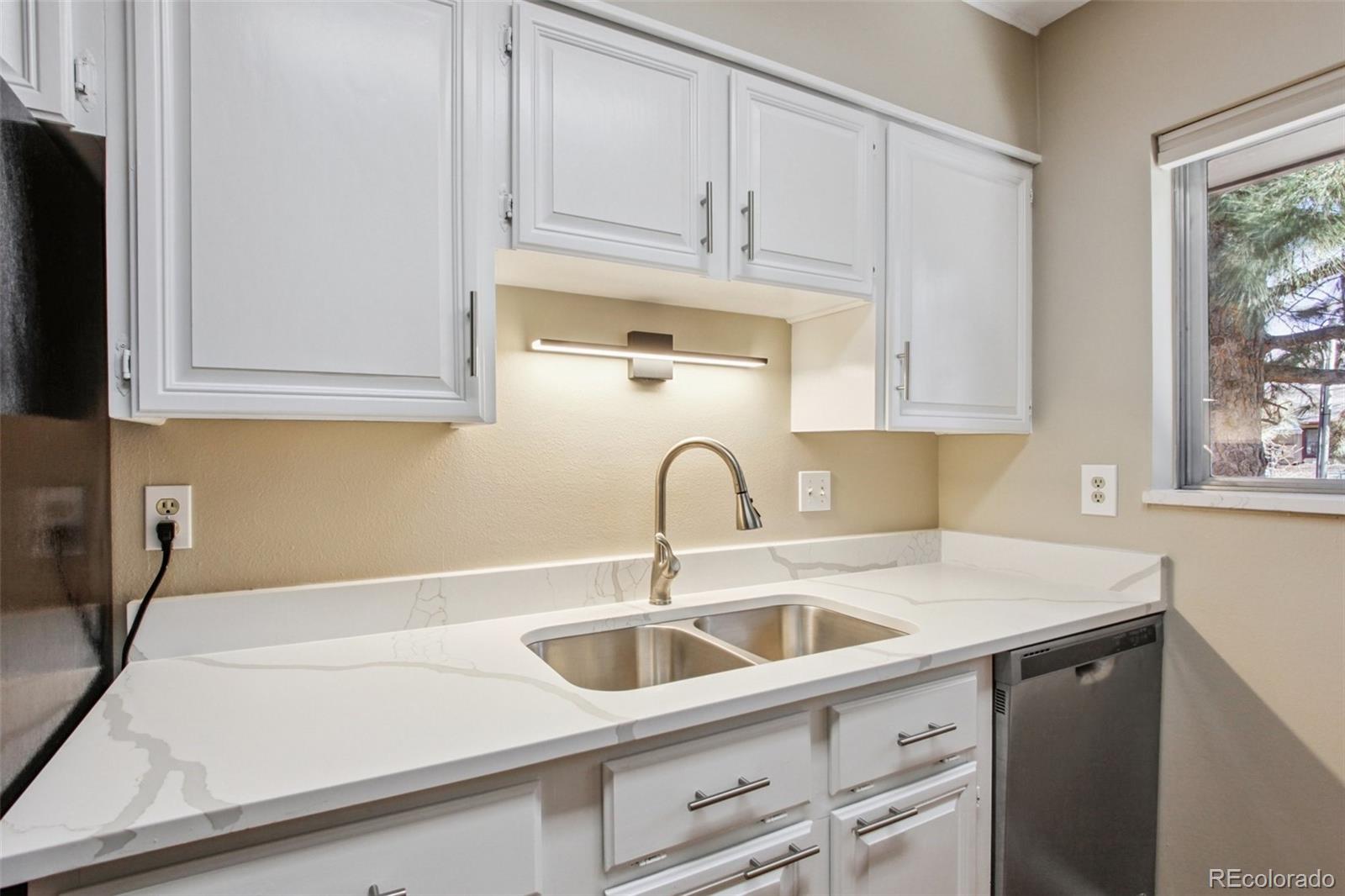 MLS Image #10 for 1144 s wright street,lakewood, Colorado