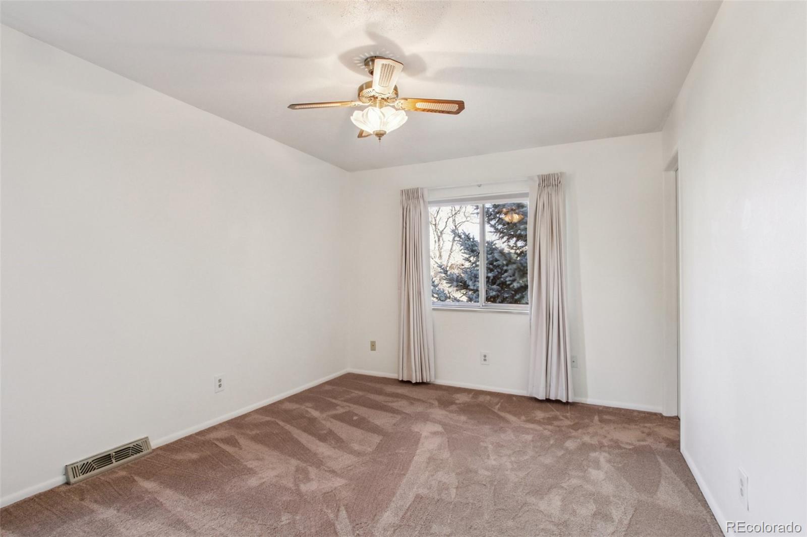 MLS Image #17 for 1144 s wright street,lakewood, Colorado
