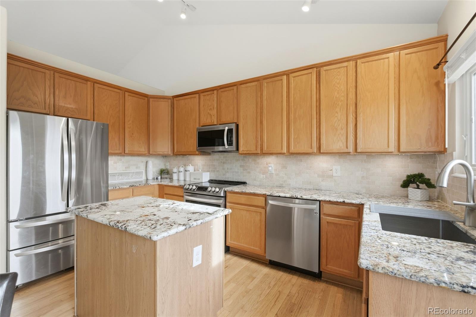 MLS Image #7 for 18988 e crestridge circle,aurora, Colorado