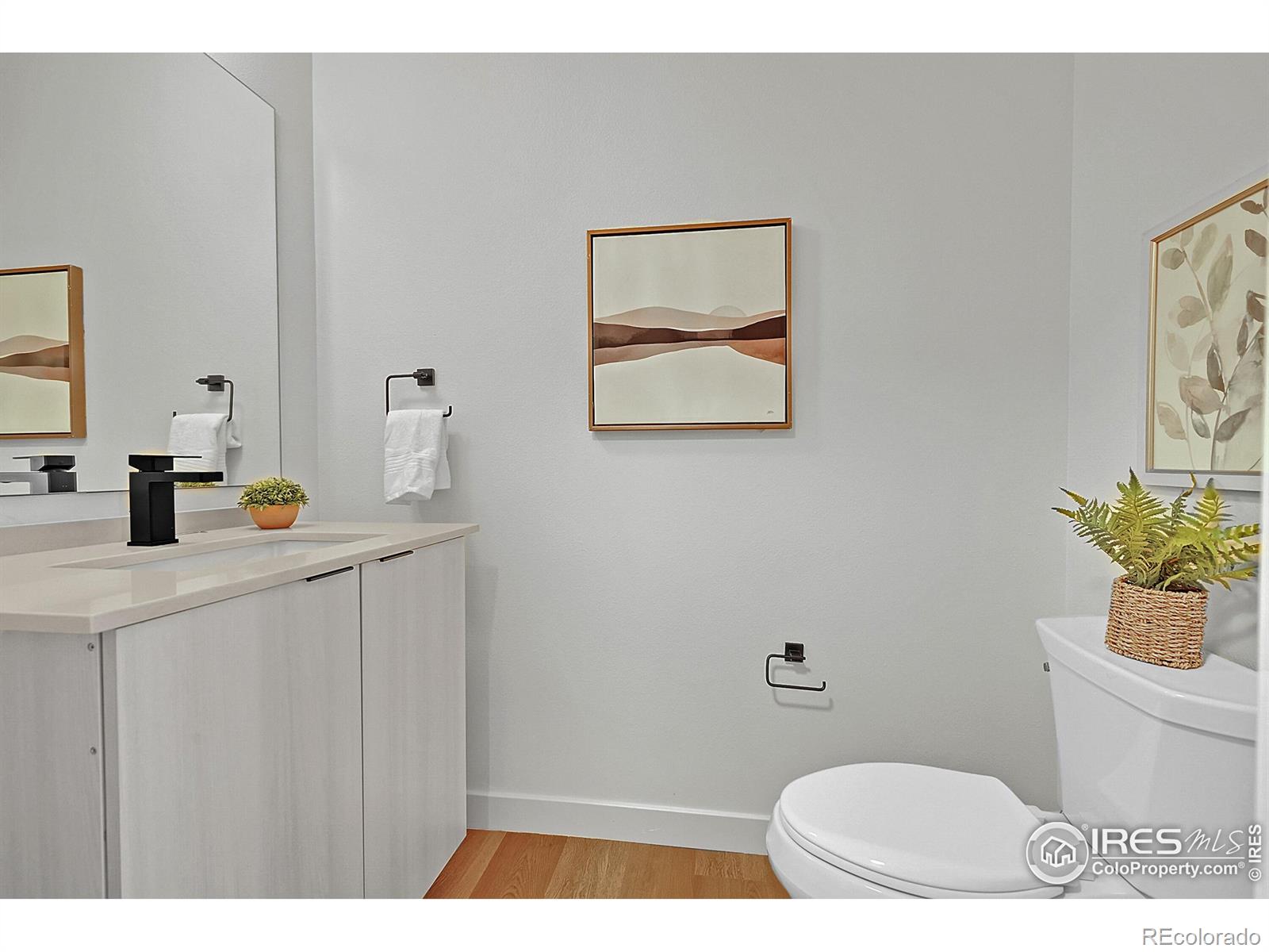MLS Image #5 for 777 e county line road,erie, Colorado