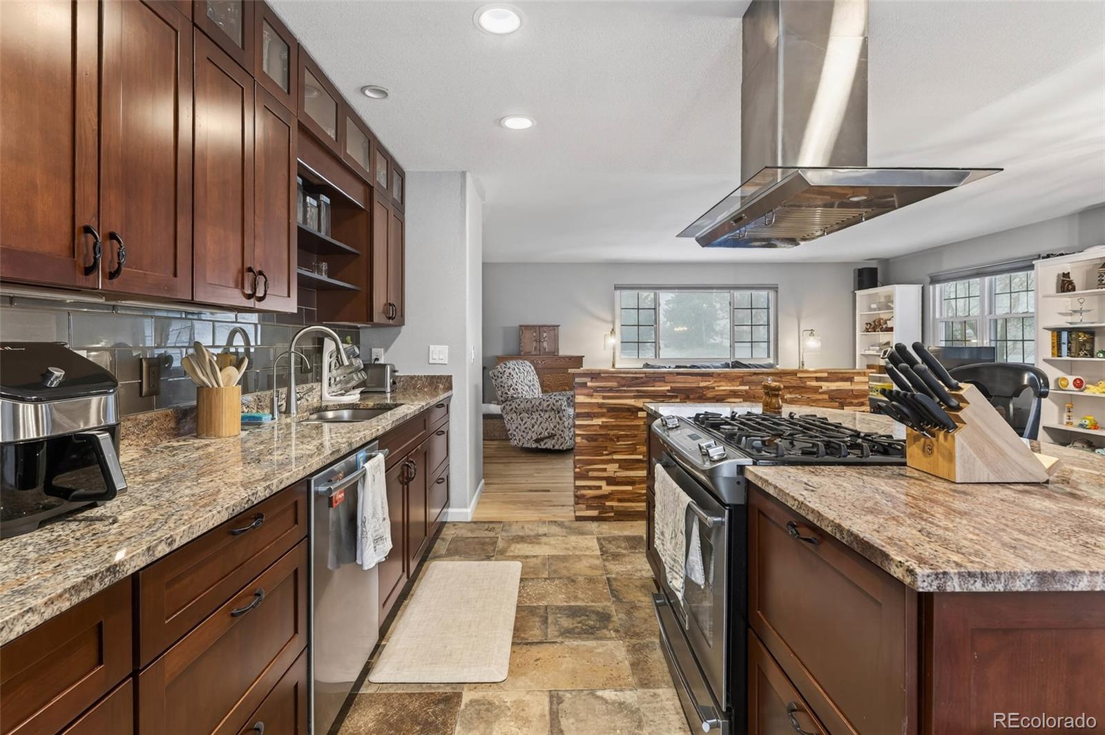 MLS Image #15 for 10585 w 79th way,arvada, Colorado
