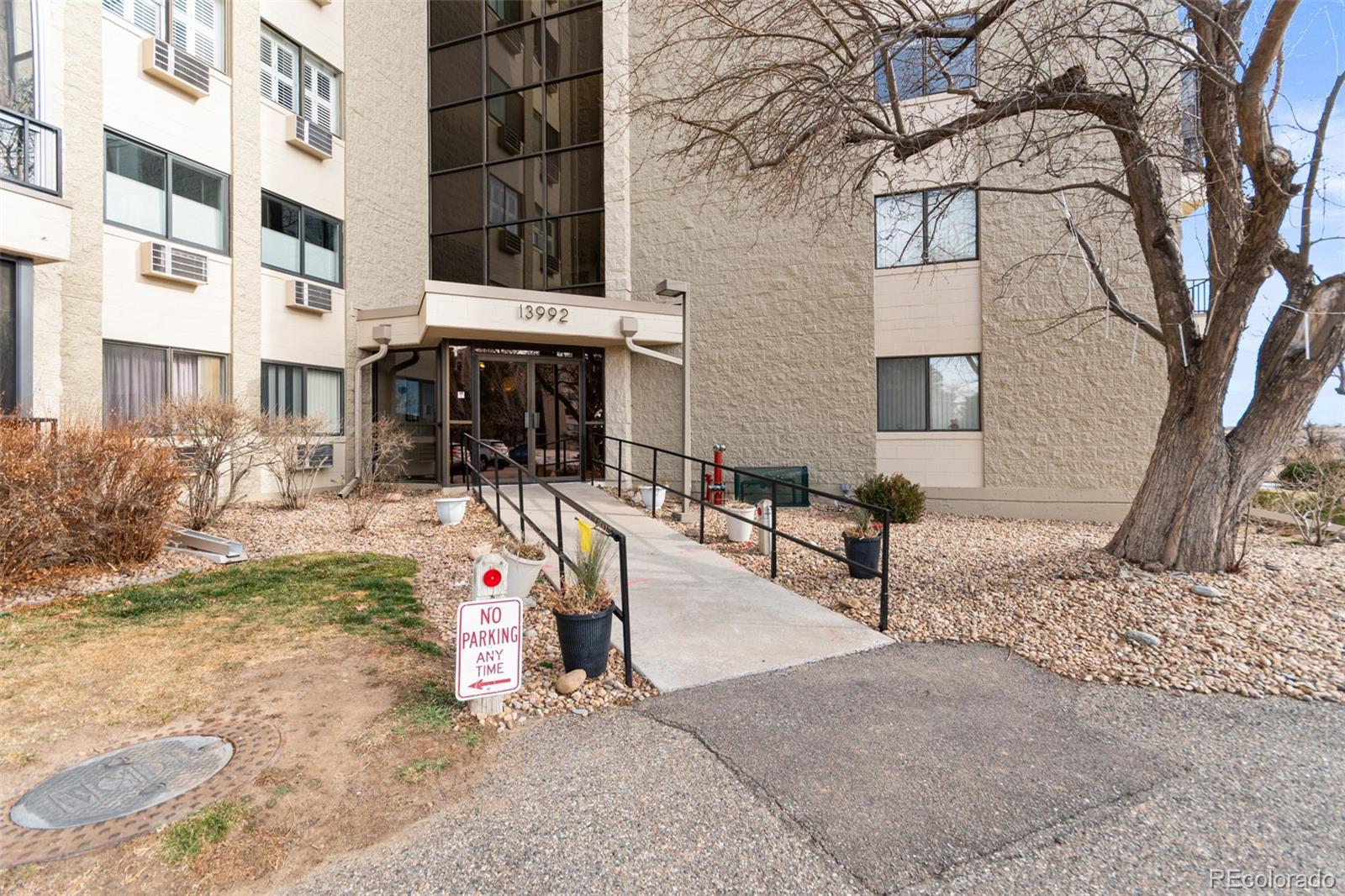 MLS Image #1 for 13992 e marina drive 406,aurora, Colorado
