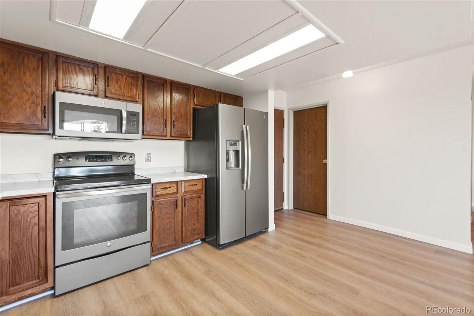 MLS Image #10 for 13992 e marina drive 406,aurora, Colorado