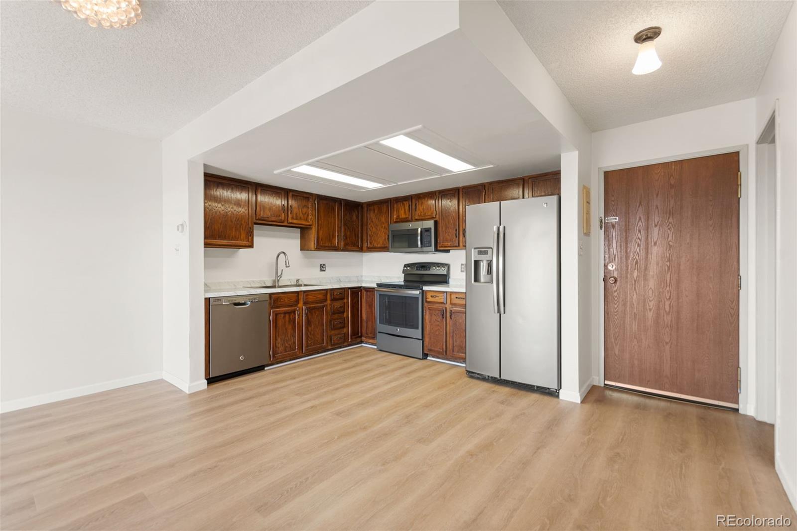 MLS Image #8 for 13992 e marina drive 406,aurora, Colorado