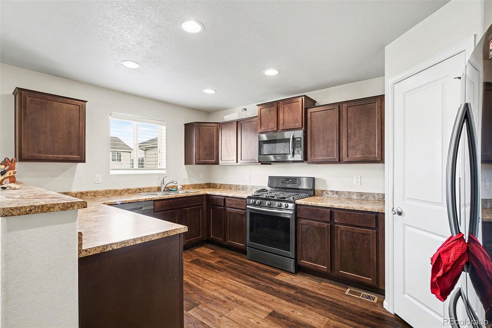 MLS Image #9 for 47373  lily avenue,bennett, Colorado