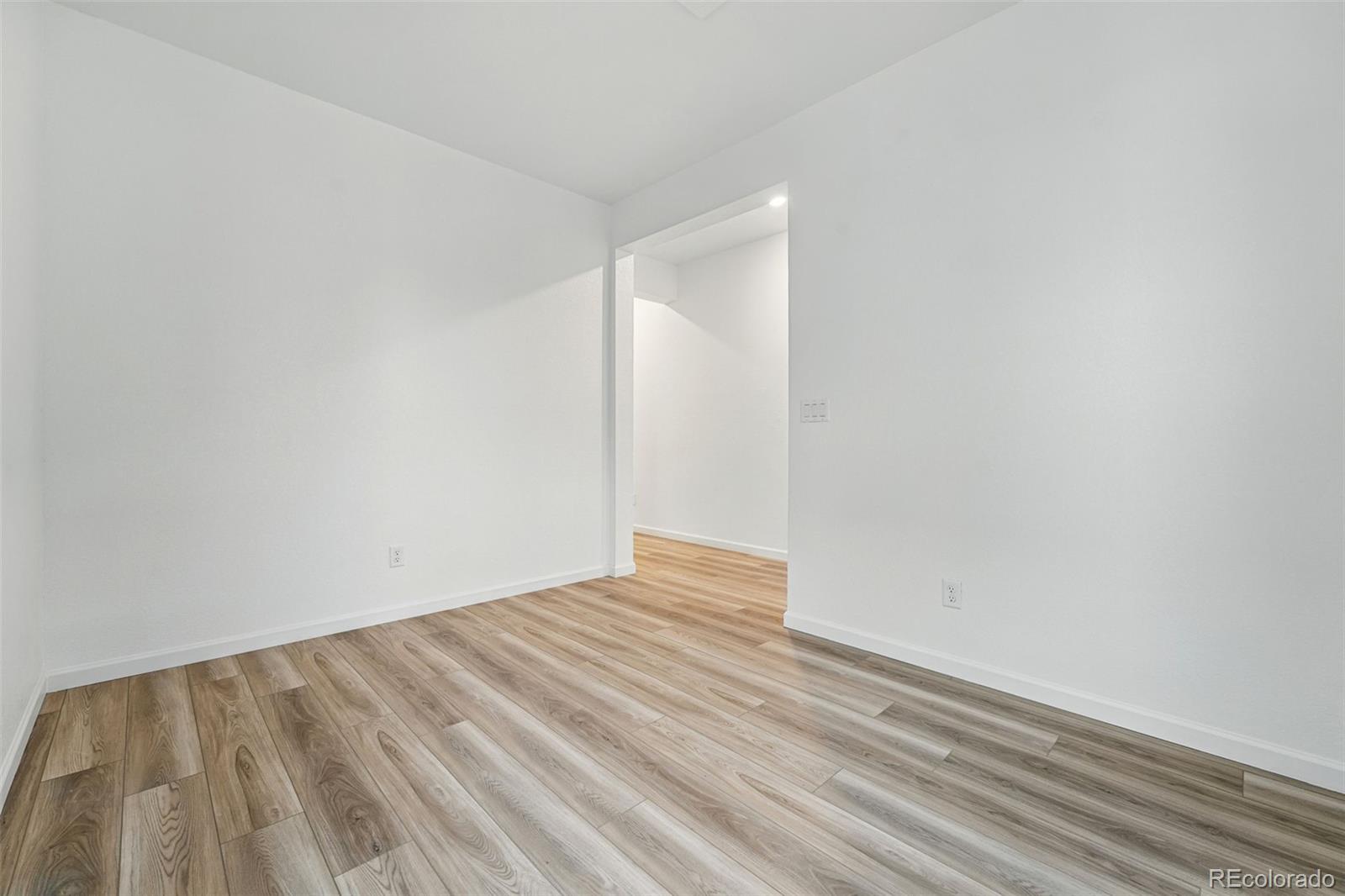 MLS Image #14 for 8840  whiteclover street,littleton, Colorado