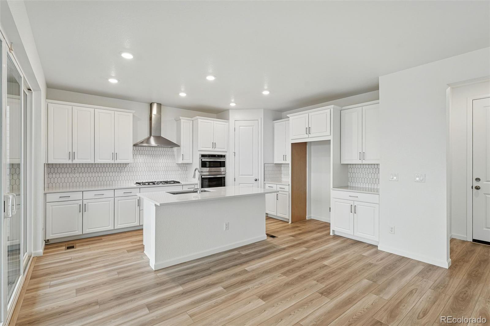 MLS Image #17 for 8840  whiteclover street,littleton, Colorado